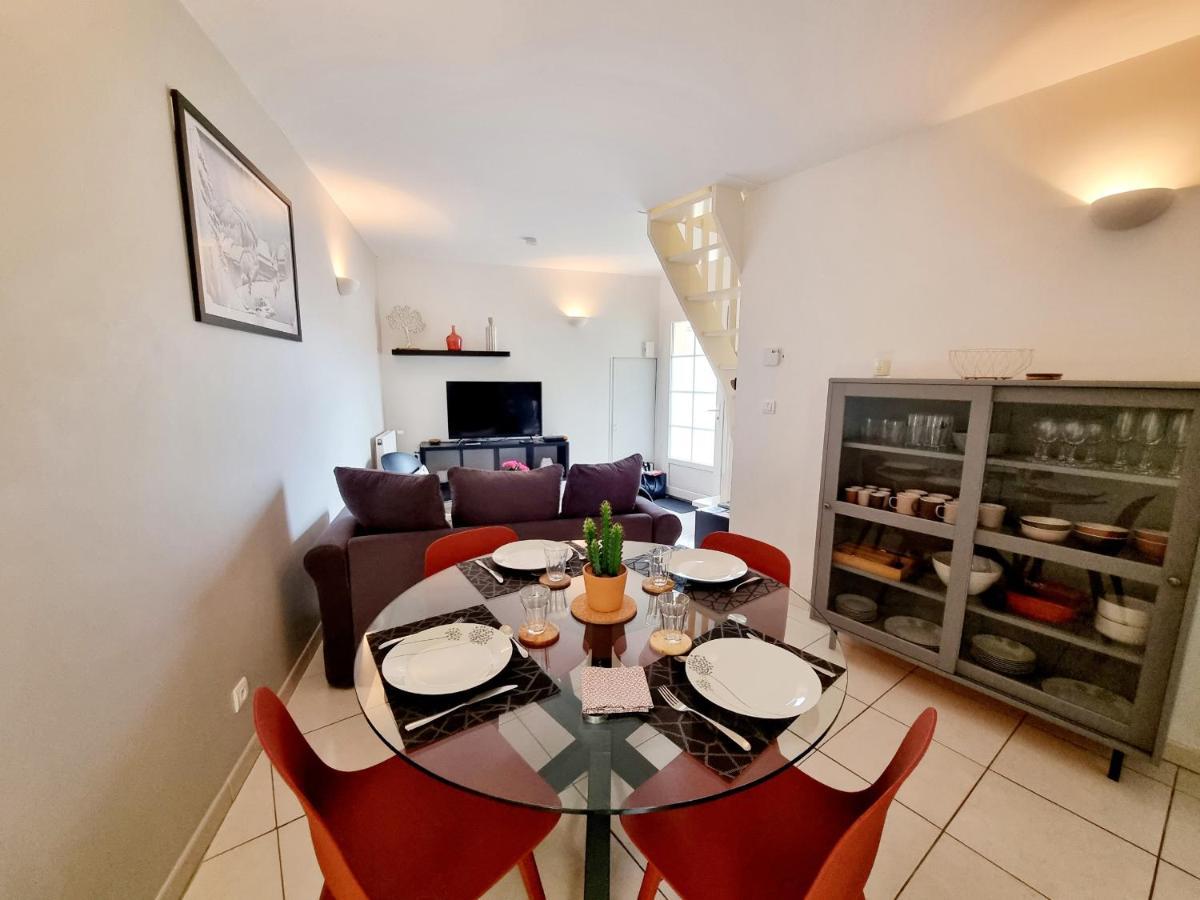 Apartment Coquette Maison De Calme Avec Patio Angouleme